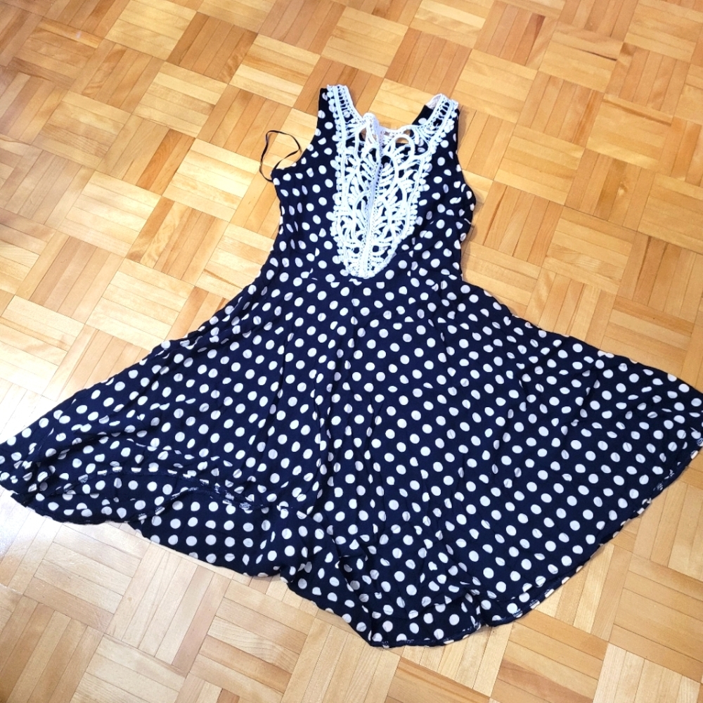 Women dress